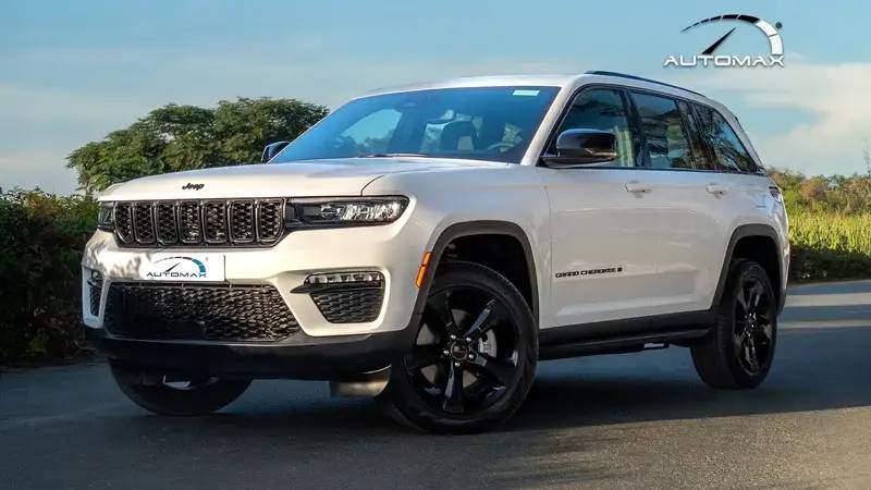 2024 JEEP GRAND CHEROKEE ALTITUDE 4X4 GCC 0Km With