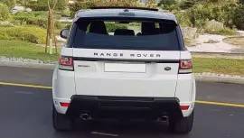 SUPERCHARGED RANGE ROVER SPORT V8– GCC — F.S.H — FULLY LOADED — VERY NEAT — LOW MILEAGE