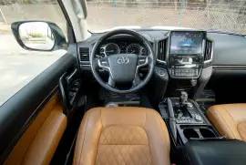 AED 2,780/month | 2021 Toyota Land Cruiser GXR-Grand Touring | GCC Specs | REF#T14080