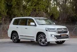 AED 2,780/month | 2021 Toyota Land Cruiser GXR-Grand Touring | GCC Specs | REF#T14080