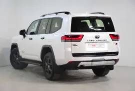 Toyota Land Cruiser GR 2023 / EMI AED 5079PM/ DEALER WARRANTY