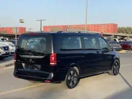 2020 Model ///AMG line I Free of Accidents I in Perfect Condition !