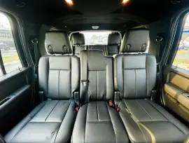 IN HOUSE FINANCE / 1,750 MONTHLY / OFF ROAD PACKAGE + LEATHER SEATS + CAMERA + 7 SEATERS / WARRANTY