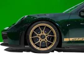NEW GT3 FACELIFT 992.2 WEISSACH 2025 CERAMIC BREAKS PCCB - UNDER WARRANTY
