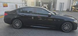 BMW 530i GCC with Mkit, with service contract, excellent condition.