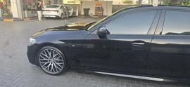 BMW 530i GCC with Mkit, with service contract, excellent condition.