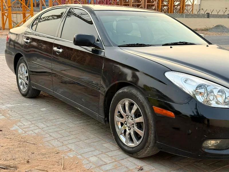 Lexus ES300