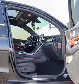 Mercedes GLC 250/4MATIC 2018, GCC original paint accident-free, in excellent condition 2457 Monthly