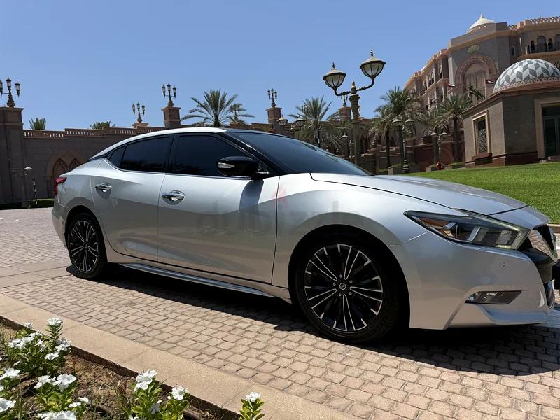 Nissan Maxima Platinum