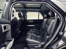 IN HOUSE FINANCE / 1,647 MONTHLY / AWD + NAVIGATION + LEATHER SEAT + SUNROOF +LANE ASSIST / WARRANTY