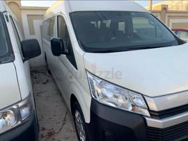 Toyota Hiace Hiroof 2022 | 13 Seater | Patrol | Excellent Condition | Only 76,500 km