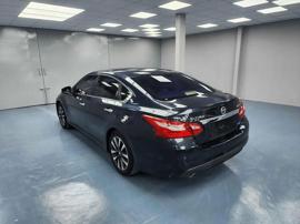 Nissan Altima 2.5 SL 2017 GCC Specs For Sale (FSH / Accident Free / Single Owner)