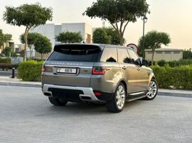 Stunning Range Rover sport HSE Low Mileage
