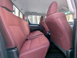 TOYOTA HILUX 2021 AUTOMATIC FULL OPTION V4 2.7L GCC ORIGINAL PAINT IN EXCELLENT CONDITION
