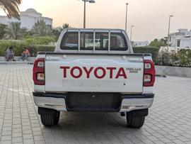 TOYOTA HILUX 2021 AUTOMATIC FULL OPTION V4 2.7L GCC ORIGINAL PAINT IN EXCELLENT CONDITION