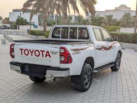 TOYOTA HILUX 2021 AUTOMATIC FULL OPTION V4 2.7L GCC ORIGINAL PAINT IN EXCELLENT CONDITION