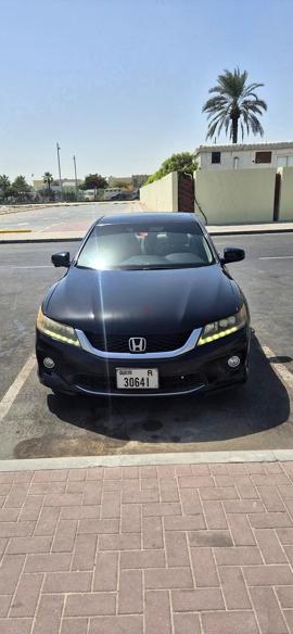 Honda Accord V6 | Sport | GCC | leather seats