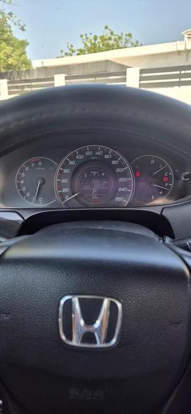 Honda Accord V6 | Sport | GCC | leather seats