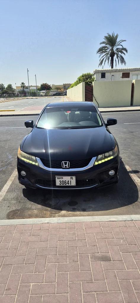 Honda Accord V6 | Sport | GCC | leather seats