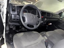 Toyota Hiace Freezer Thermoking e350 Max 2023 Model original Paint Low Millage Excellent Condition
