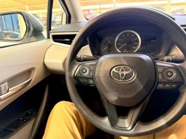 Toyota Corolla LE 2021