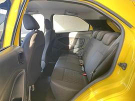 Accident Free // Original Paint // GCC Specs // 83k KMs // 1.5L (Fuel Efficient) // Ford Figo 2017