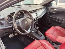 Alfa Romeo GIULIETTA 2021 GCC fully loaded Very good condition