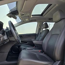 8 SEATER HONDA ODYSSEY 3.5L EXL/ 2022/ PEARL WHITE/ GCC/ REF#952790