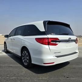8 SEATER HONDA ODYSSEY 3.5L EXL/ 2022/ PEARL WHITE/ GCC/ REF#952790