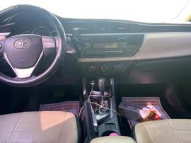 Toyota Corolla 1.6 SE 2014