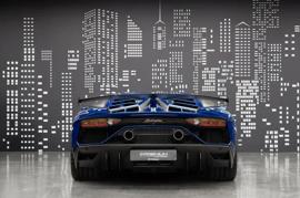 LAMBORGHINI | AVENTADOR SVJ | 1 OF 900 | GCC SPECS
