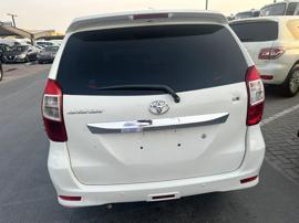 Toyota Avanza 2019 white color GCC calen car