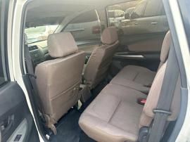 Toyota Avanza 2019 white color GCC calen car