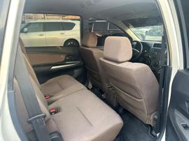 Toyota Avanza 2019 white color GCC calen car