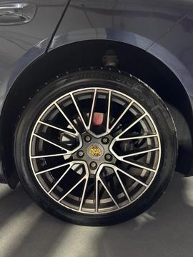 2011 Porsche Panamera 4 | GCC Specs