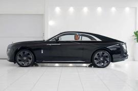 2024 BRAND NEW ROLLS ROYCE SPECTRE / STARLIGHT / BESPOKE / GCC / 4 YEARS DEALER WARRANTY AND SERVICE