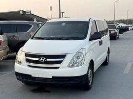 Hyundai H1 2016 white color GCc calen car