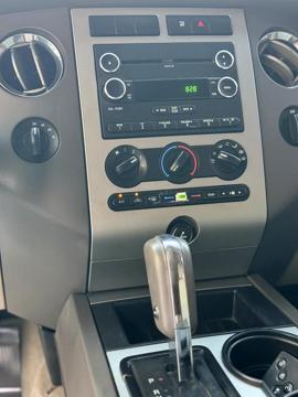 Ford expedition XL fuel GCC spec