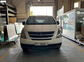 Hyundai H1 VAN - GCC - First Owner