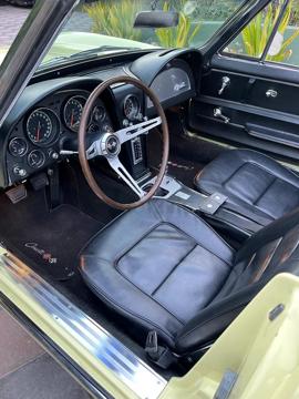 CHEVROLET CORVETTE STINGRAY C2