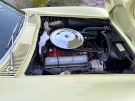 CHEVROLET CORVETTE STINGRAY C2