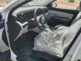 HYUNDAI TUCSON 4*2 2.0L MODEL 2025 GCC SPECIFICATION NEW SHAPE (EXPORT ONLY)