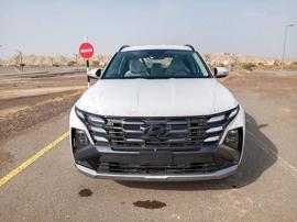 HYUNDAI TUCSON 4*2 2.0L MODEL 2025 GCC SPECIFICATION NEW SHAPE (EXPORT ONLY)