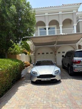 Aston Martin Vantage 2014 -