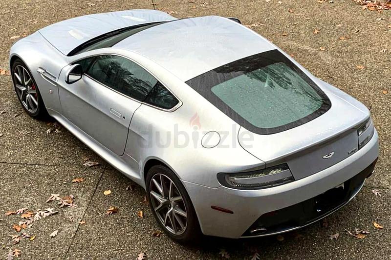 Aston Martin Vantage 2014 -