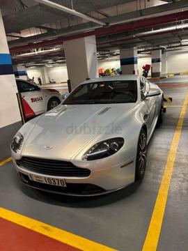 Aston Martin Vantage 2014 -
