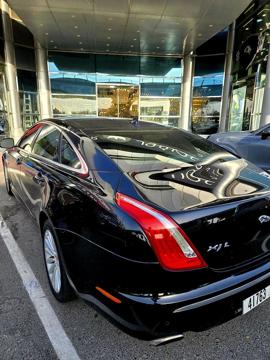 A perfect (best price) jaguar XJ 2015, GCC , (Photos litterly speak)