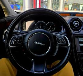 A perfect (best price) jaguar XJ 2015, GCC , (Photos litterly speak)