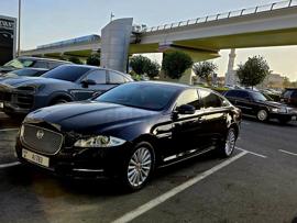 A perfect (best price) jaguar XJ 2015, GCC , (Photos litterly speak)