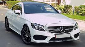AMG COUPE MERCEDES C200“” TOP OPTIONS “” GCC “ PANORAMIC ROOF “” KEYLESS “” LOW MILES